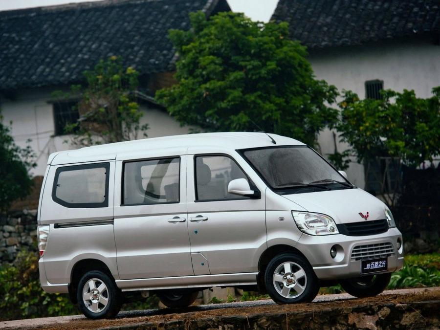  WuLing Sunshine (LZW6390) 2010 года  (фото 9 из 12)